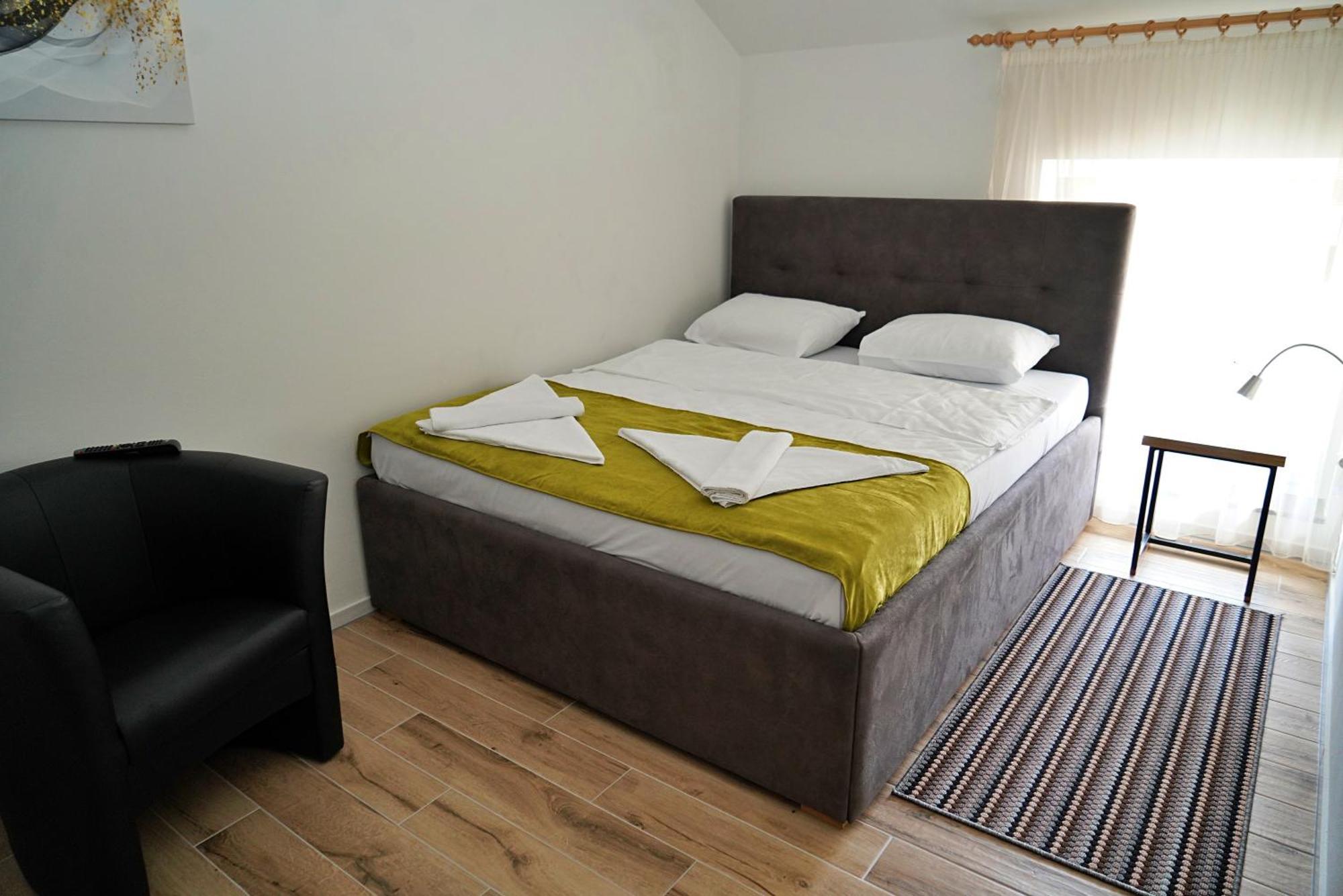 Swiss Apartmani Banja Luka Exterior foto